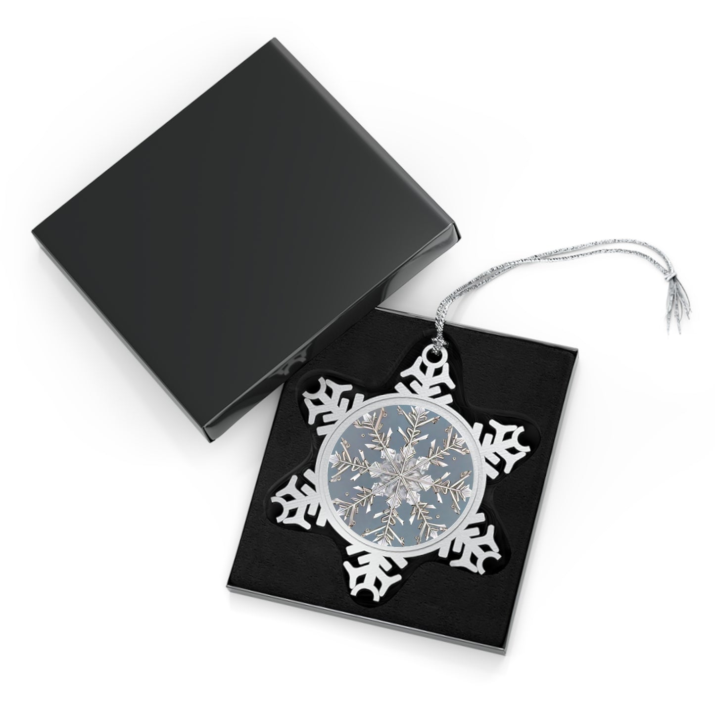 𝓛𝓲𝓰𝓱𝓽  𝓒𝓻𝔂𝓼𝓽𝓪𝓵  𝓢𝓹𝓲𝓻𝓲𝓽  ~ 𝓢𝓷𝓸𝔀𝓯𝓵𝓪𝓴𝓮  Pewter Ornament
