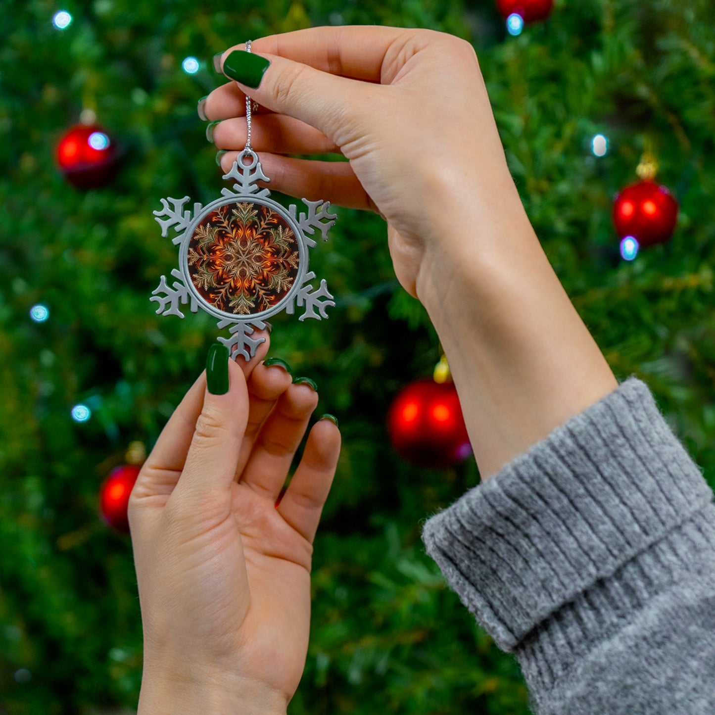 𝓕𝓲𝓻𝓮  𝓢𝓹𝓲𝓻𝓲𝓽  ~ 𝓢𝓷𝓸𝔀𝓯𝓵𝓪𝓴𝓮  Pewter Ornament