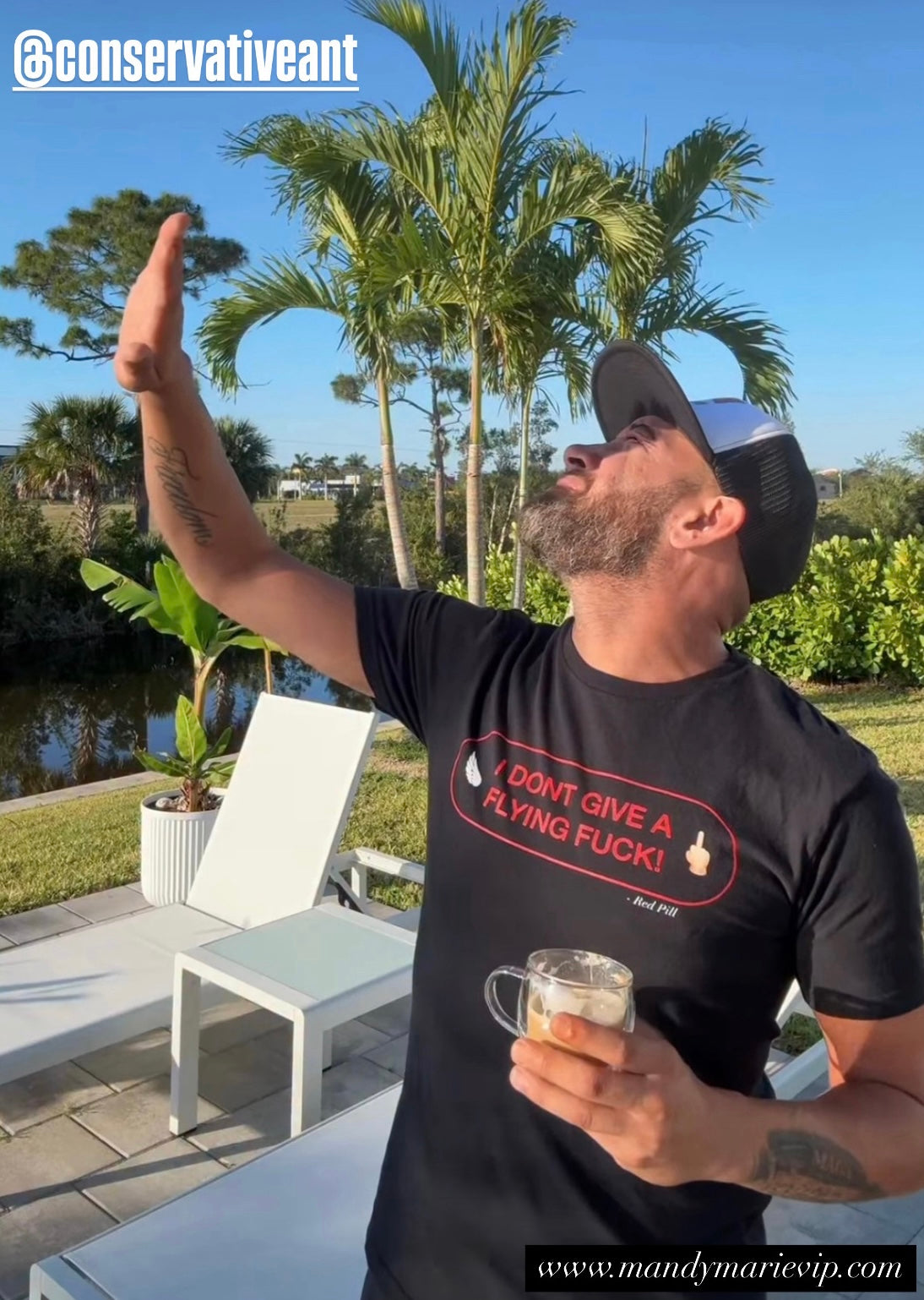 𝓕𝓵𝔂𝓲𝓷𝓰 𝓕 ~ 𝓡𝓮𝓭 𝓟𝓲𝓵𝓵  - Unisex Softstyle T-Shirt