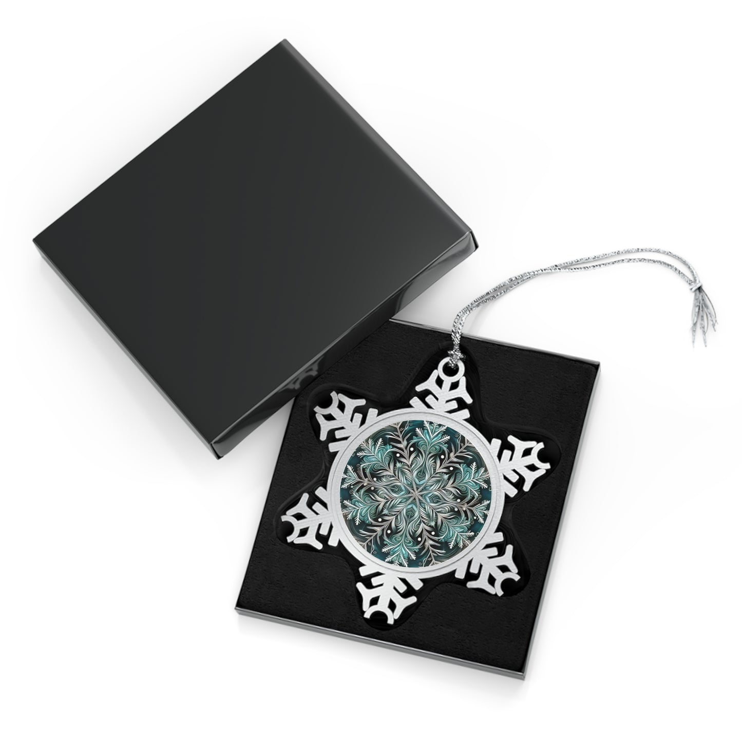 𝓦𝓪𝓽𝓮𝓻  𝓢𝓹𝓲𝓻𝓲𝓽  ~ 𝓢𝓷𝓸𝔀𝓯𝓵𝓪𝓴𝓮  Pewter Ornament